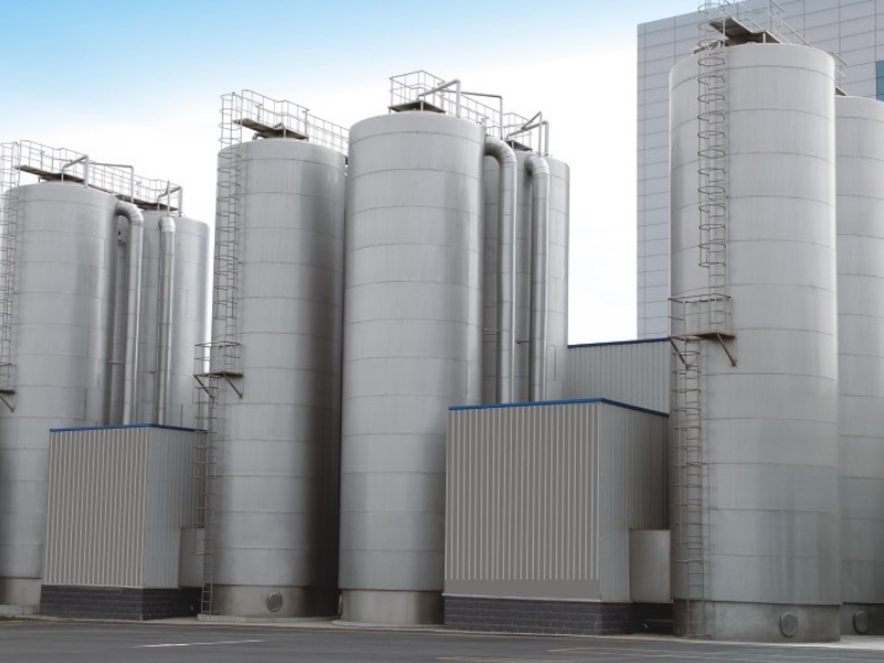 Sistema de recolección, enfriamiento y almacenamiento de leche fresca